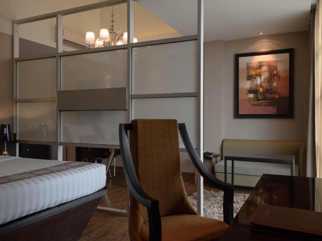 Gajahmada Avara Boutique Hotel Понтианак Экстерьер фото