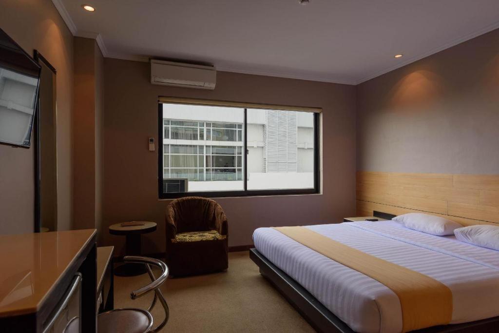 Gajahmada Avara Boutique Hotel Понтианак Экстерьер фото